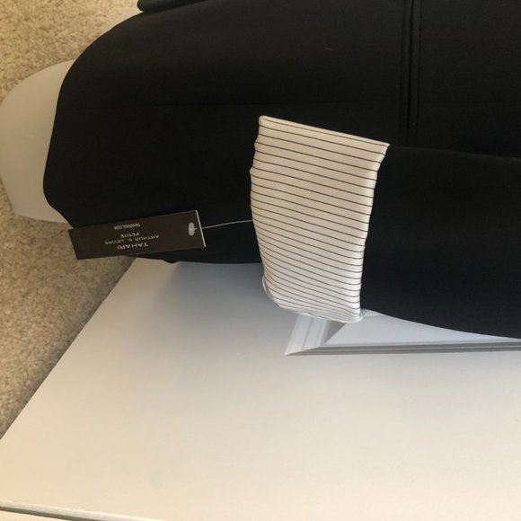 *HP* NWT! Tahari ASL Cuff Sleeve Notch Jacket / Blazer - Picture 7 of 16